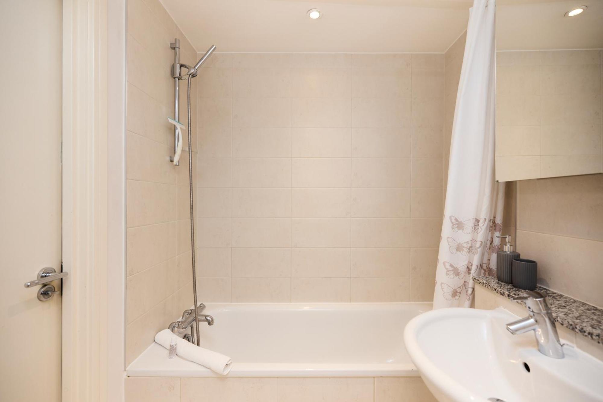 The River Thames Hideout - Modern 1bdr Flat * Londra